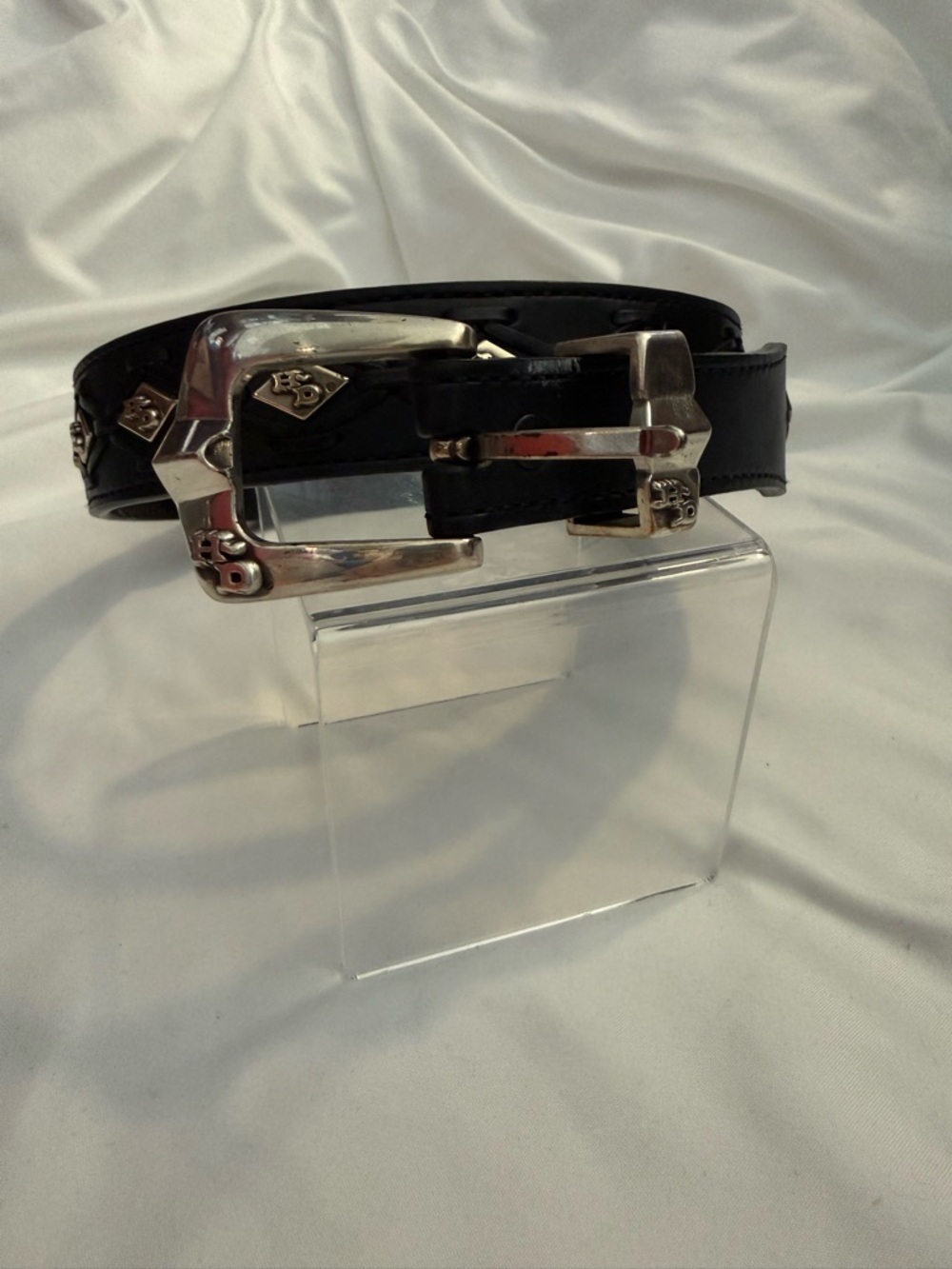 EUC Vintage Harley Davidson Silver-tone Diamond Logo Studded Leather Belt 32